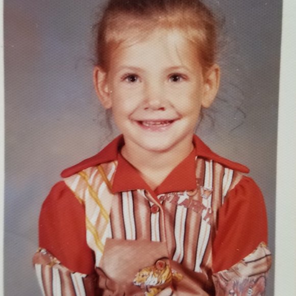 Meet your Posher, Sam - Picture 3 of 8